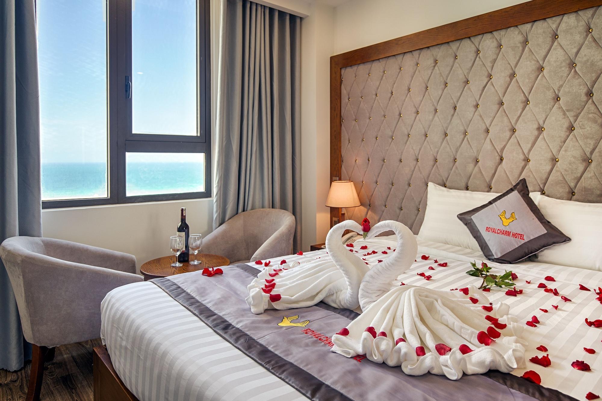Royal Charm Hotel Da Nang Exterior foto